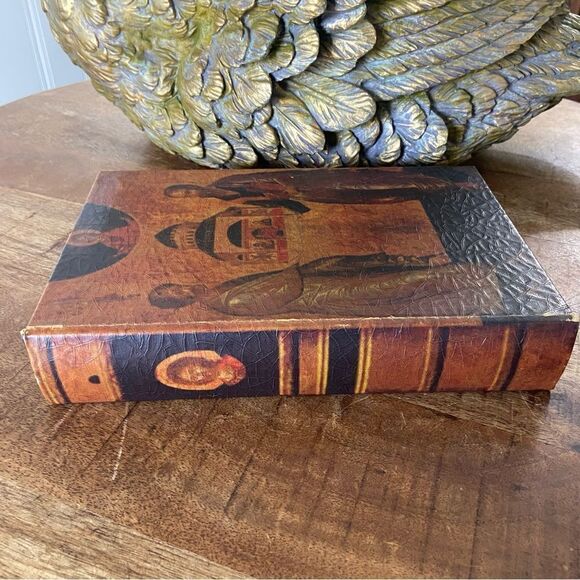Vintage style leather book box to his valuables - Picture 1 of 4
